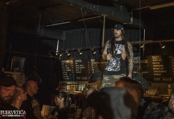 Get The Shot - Photo By Dänu