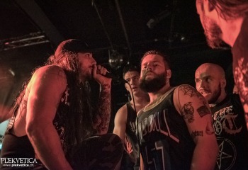 Get The Shot - Photo By Dänu