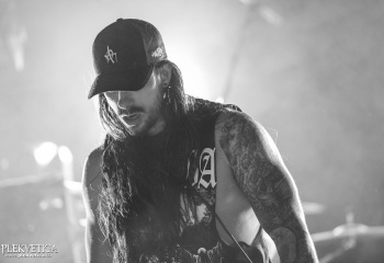 Get The Shot - Photo By Dänu