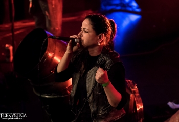 Giftstoff - Photo by Nati