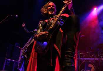 Grailknights - Photo By Peti