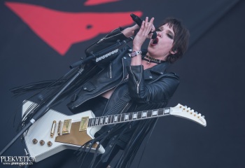 Halestorm - Photo by Marc