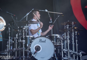 Halestorm - Photo by Marc