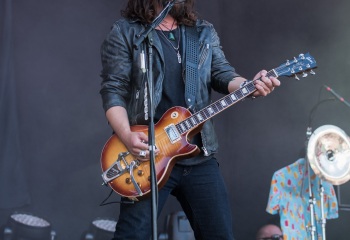 Halestorm - Photo by Marc