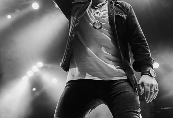 Hangarvain - Photo By Pat