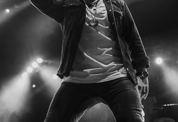 Hangarvain - Photo By Pat