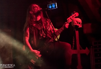 Hierophant - Photo by Nati