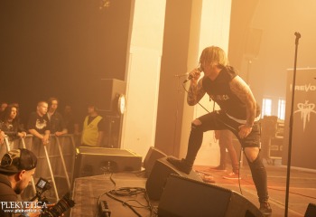 I Revolt - Photo By Dänu