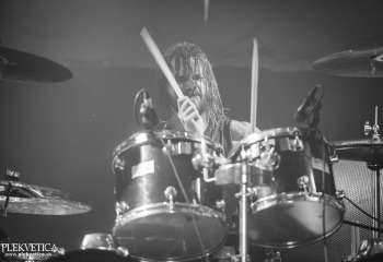 I Revolt - Photo By Dänu