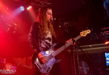 Implore - Photo by Nati