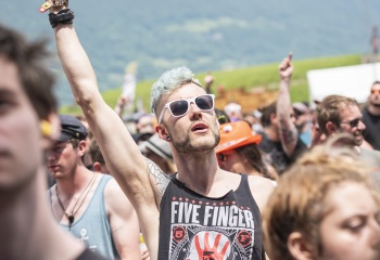 Chelsea Deadbeat Combo - Photo By Dänu