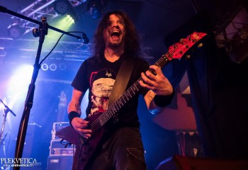 KLAW - Photo by Nati