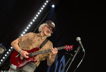 LIFECRUSHER - Photo by Eylül