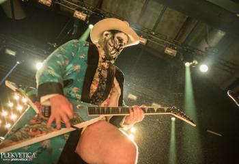 Limp Bizkit - Photo By Marc