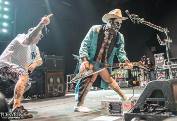 Limp Bizkit - Photo By Marc