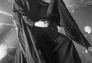 Mayhem - Photo by Roli