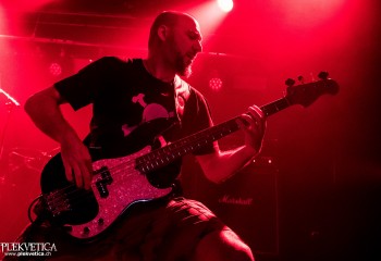 Mesmerised - Photo by Nati