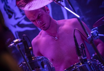 Pale Black - Photo By Dänu