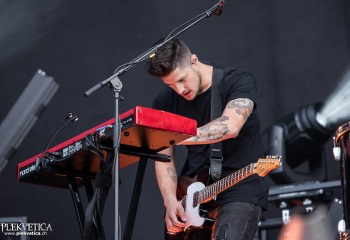 Papa Roach - Photo by Marc