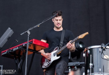 Papa Roach - Photo by Marc