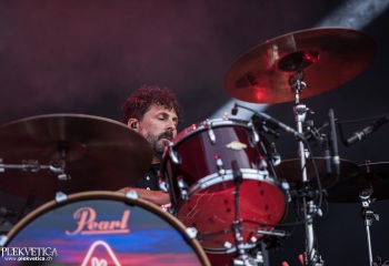 Papa Roach - Photo by Marc