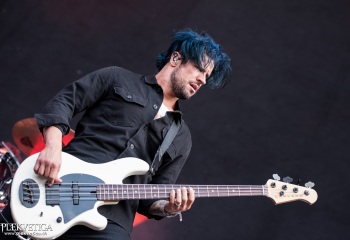 Papa Roach - Photo by Marc