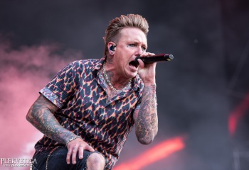 Papa Roach - Photo by Marc