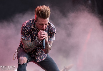 Papa Roach - Photo by Marc