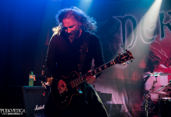 Pertness - Photo by Nati