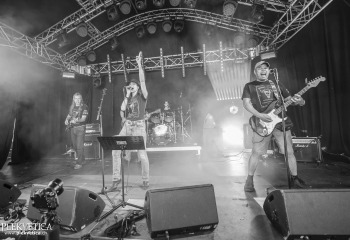 Rocky Bones - Photo By Dänu