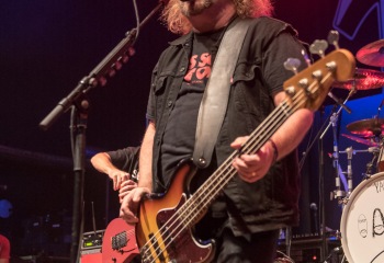 Sacred Reich - Photo By Marc