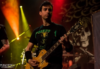 Scared Steel - Photo by Nati