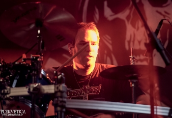 Scared Steel - Photo by Nati