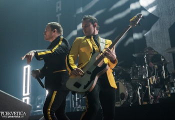 Shinedown - Photo by Marc