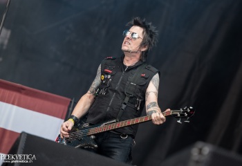 Skid Row - Photo by Marc