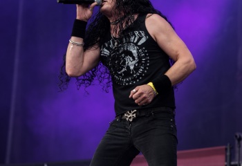 Skid Row - Photo by Marc