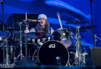 Steel Panther - Photo by Marc