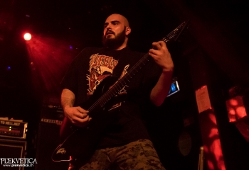 Suffocation - Photo by Nati