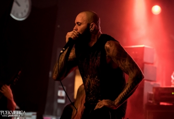 Suffocation - Photo by Nati