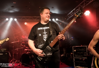 Tempus Fuckit . Photo by Nati