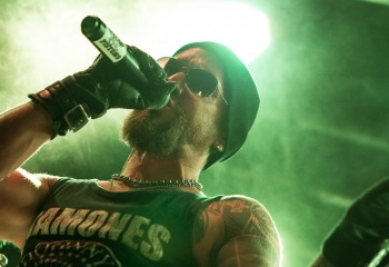 The Hot Pistons - Photo by Eylül