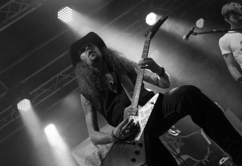 The Hot Pistons - Photo by Eylül