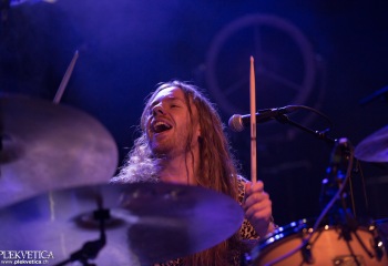 The Vintage Caravan - Photo by Eylül