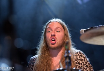 The Vintage Caravan - Photo by Eylül