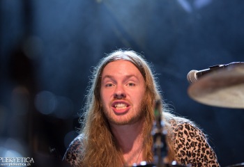 The Vintage Caravan - Photo by Eylül