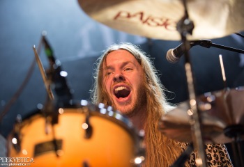 The Vintage Caravan - Photo by Eylül