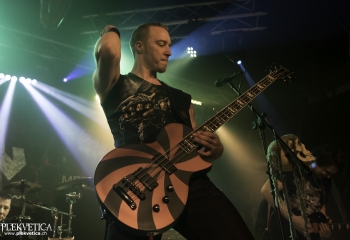 TOIL - Photo by Nati