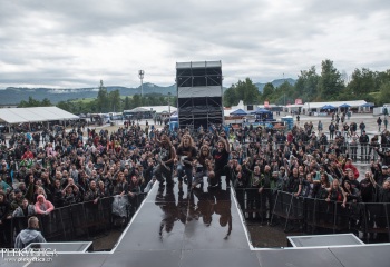 Traitor - Photo by Marc