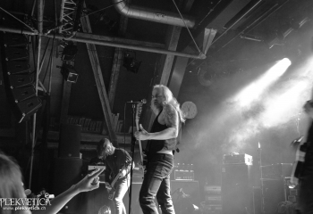 W.A.R.-@-Schüür-Luzern-27.04.2019-DSC_0321