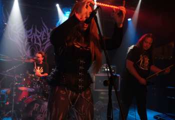 Warbell -  Photo By Peti